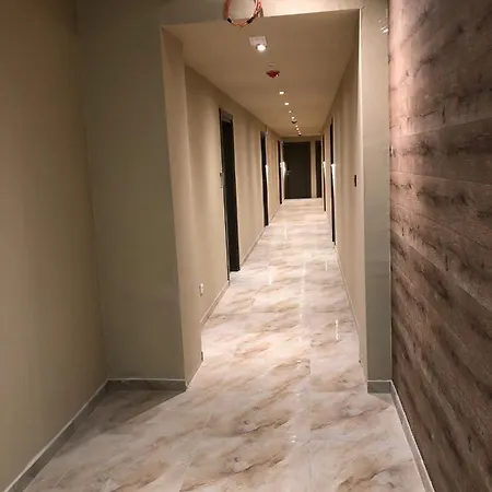 Kraljevi Cardaci Makica Sa Garazom Apartman *