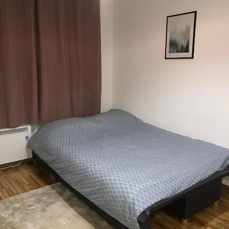 Kraljevi Cardaci Makica Sa Garazom * Kopaonik