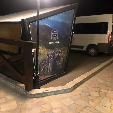 Kraljevi Cardaci Makica Sa Garazom Kopaonik